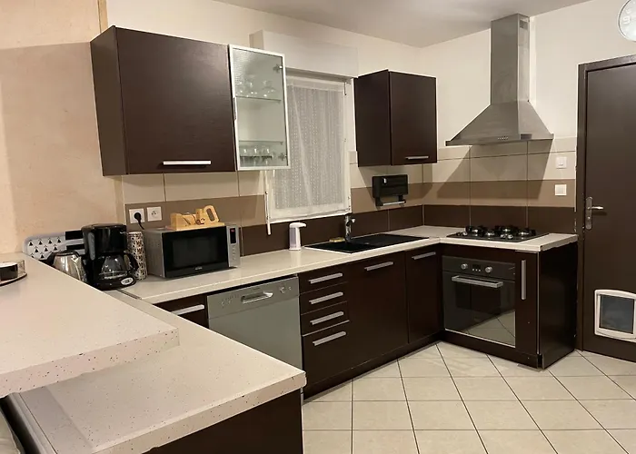 Casa de Férias Maison Entre Et Port Le Croisic